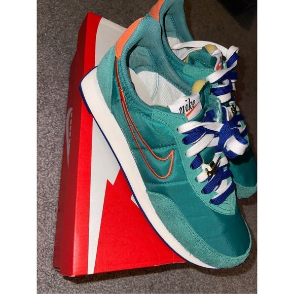 Nike Waffle Trainer 2 “First Use” - Picture 2 of 9